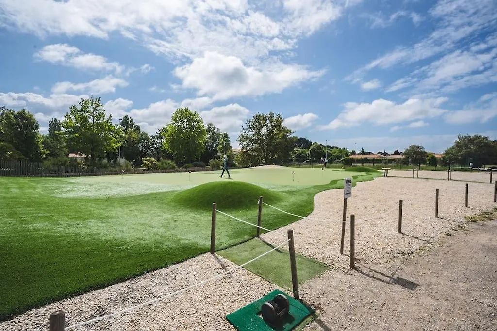Maison L oree du Golf-1